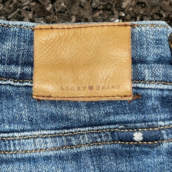 Lucky Brand Medium Wash Easy Rider Crop Jeans - Picture 7 of 11